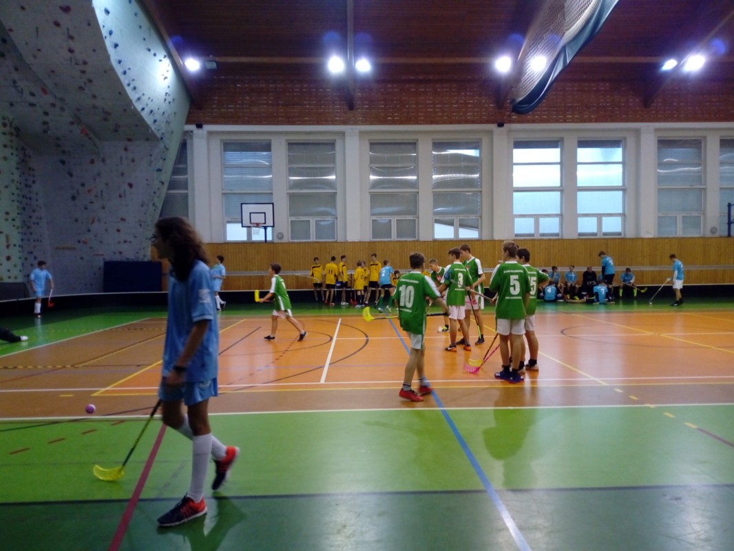 Okresní finále ve florbalu-Hořice 22.11.2018