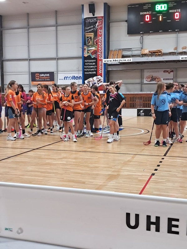 OF ve florbalu dívek 14.11.2025